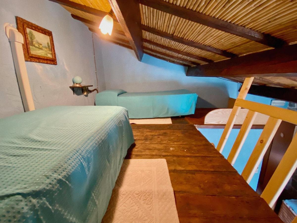 Domos Antigas Bed & Breakfast Bottidda Exterior photo