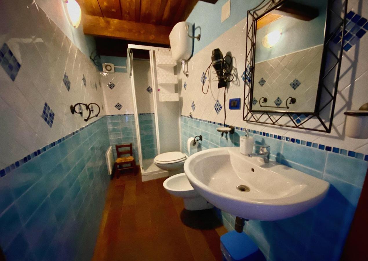 Domos Antigas Bed & Breakfast Bottidda Exterior photo
